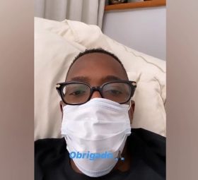 Mumuzinho deixa hospital e agradece aos fãs por orações