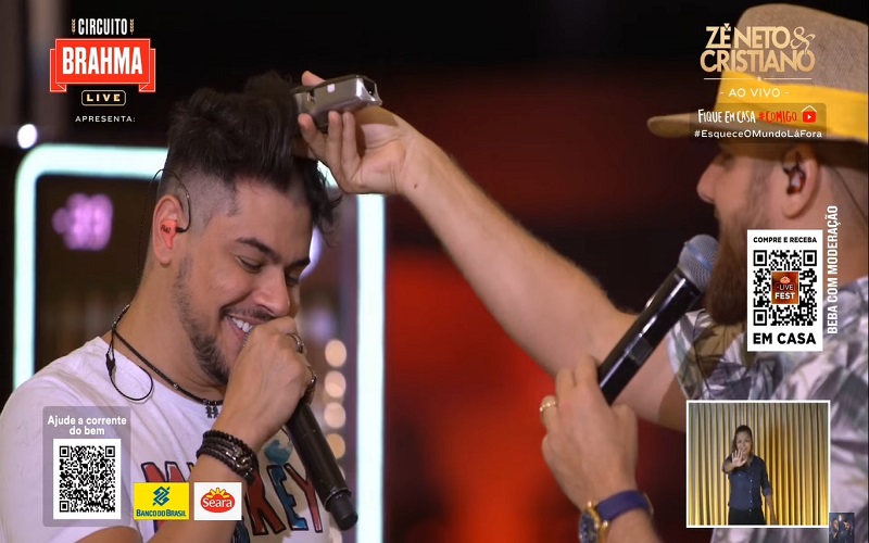 Zé Neto raspa cabelo de Cristiano em live e web repercute com memes