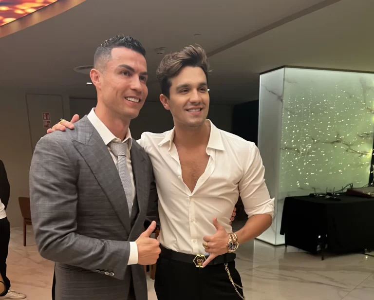 Luan Santana celebra encontro com Cristiano Ronaldo em Portugal, música mais tocada e se prepara para agenda de shows de 2024 no Brasil